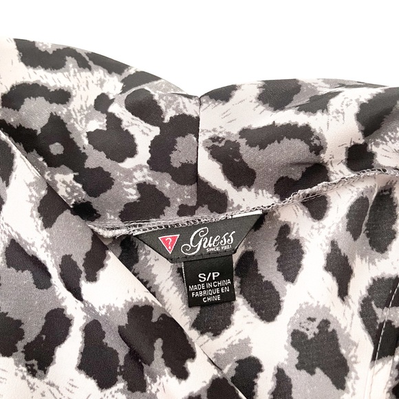 Guess Leopard Print Scoop Neck Sleeveless Blouse Size Small - Picture 8 of 10
